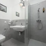 Apartment Kremowa By Solarento *