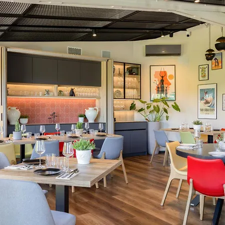 Kremowa By Solarento Warsaw