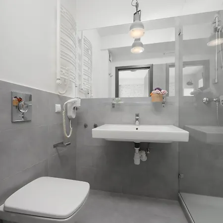 Apartment Kremowa By Solarento Warsaw