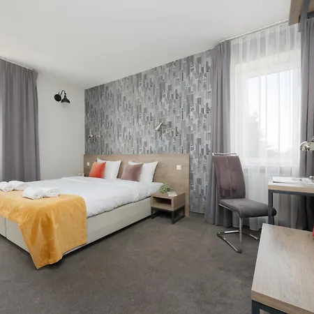 Kremowa By Solarento Apartment